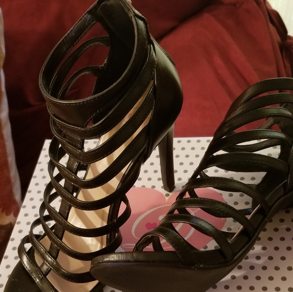 Fashion heels